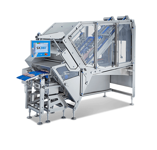 Eine moderne industrielle Aufschnittmaschine von Provisur Technologies des Typs Formax SX380 aus Edelstahl mit Touchscreen Bedienfeld, blauen Förderbändern und transparenten Schutzabdeckungen.